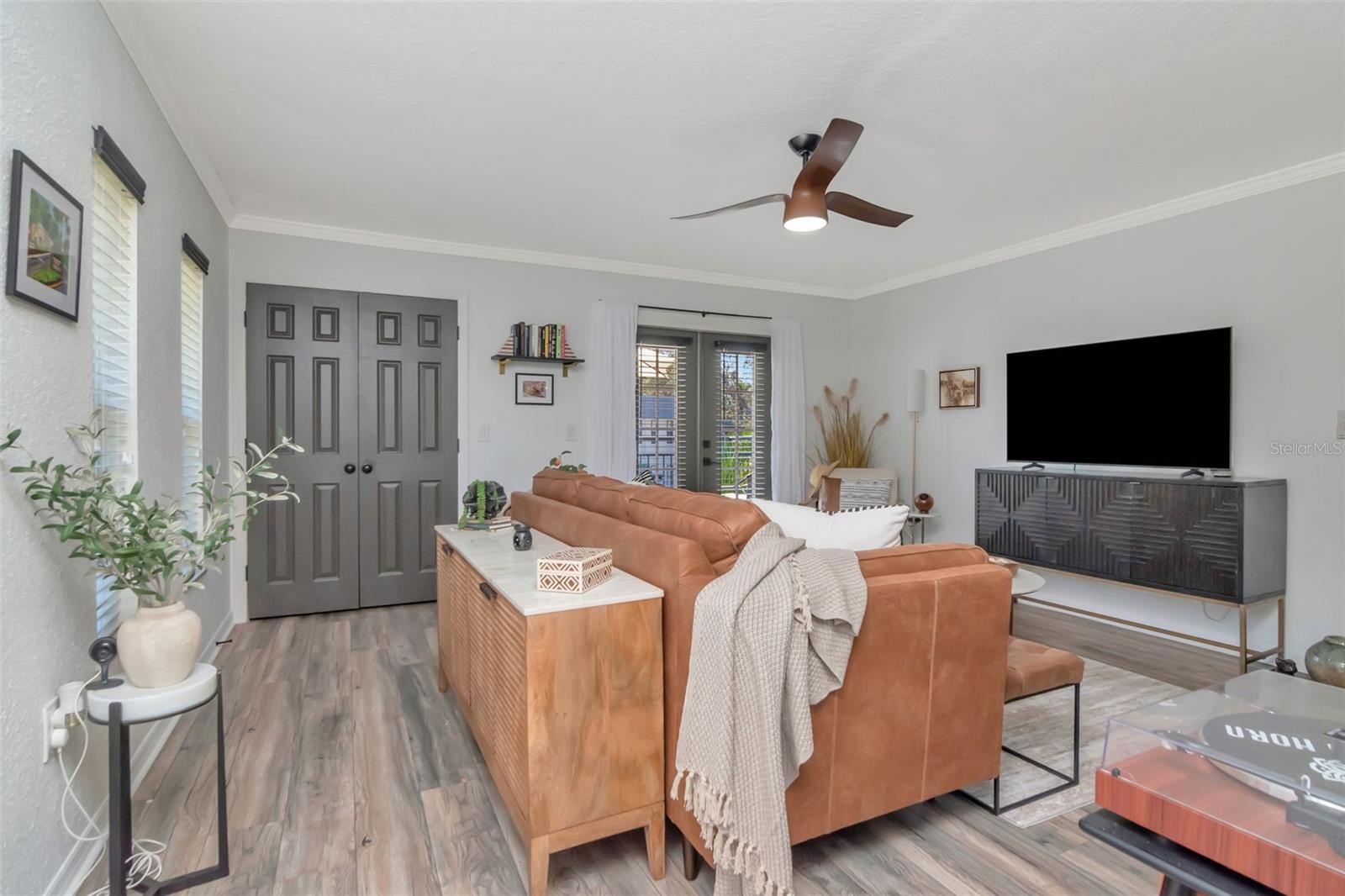 VICTORIA PALMS CONDO - Residential