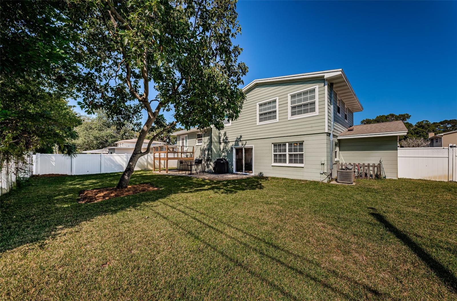 RIVIERA HGTS 1ST ADD - Residential Lease