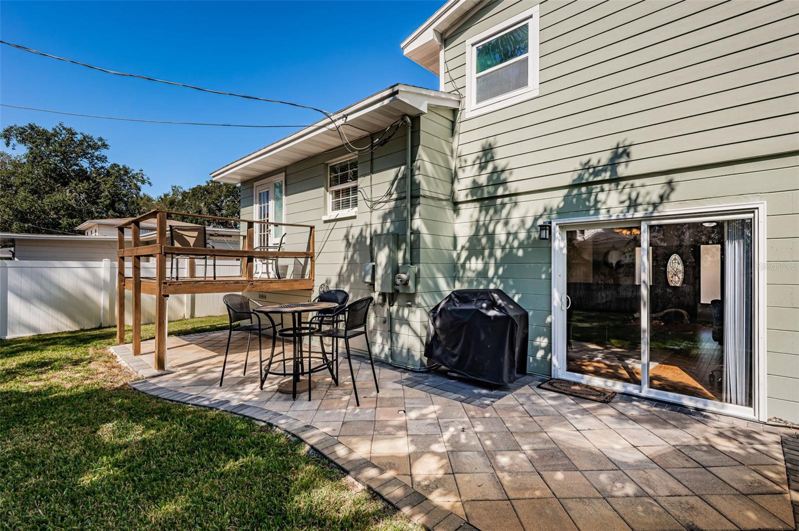 RIVIERA HGTS 1ST ADD - Residential Lease