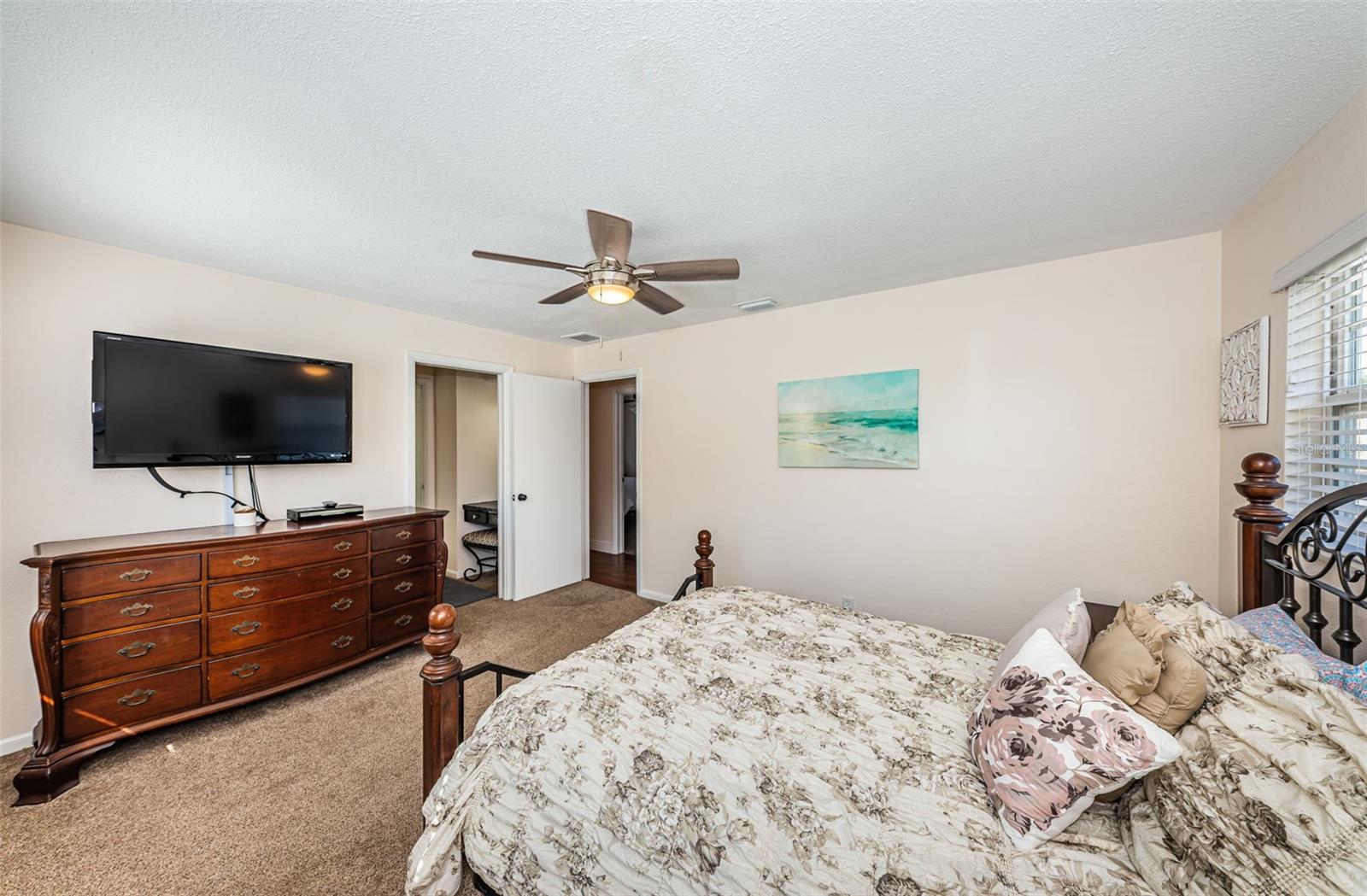 RIVIERA HGTS 1ST ADD - Residential Lease