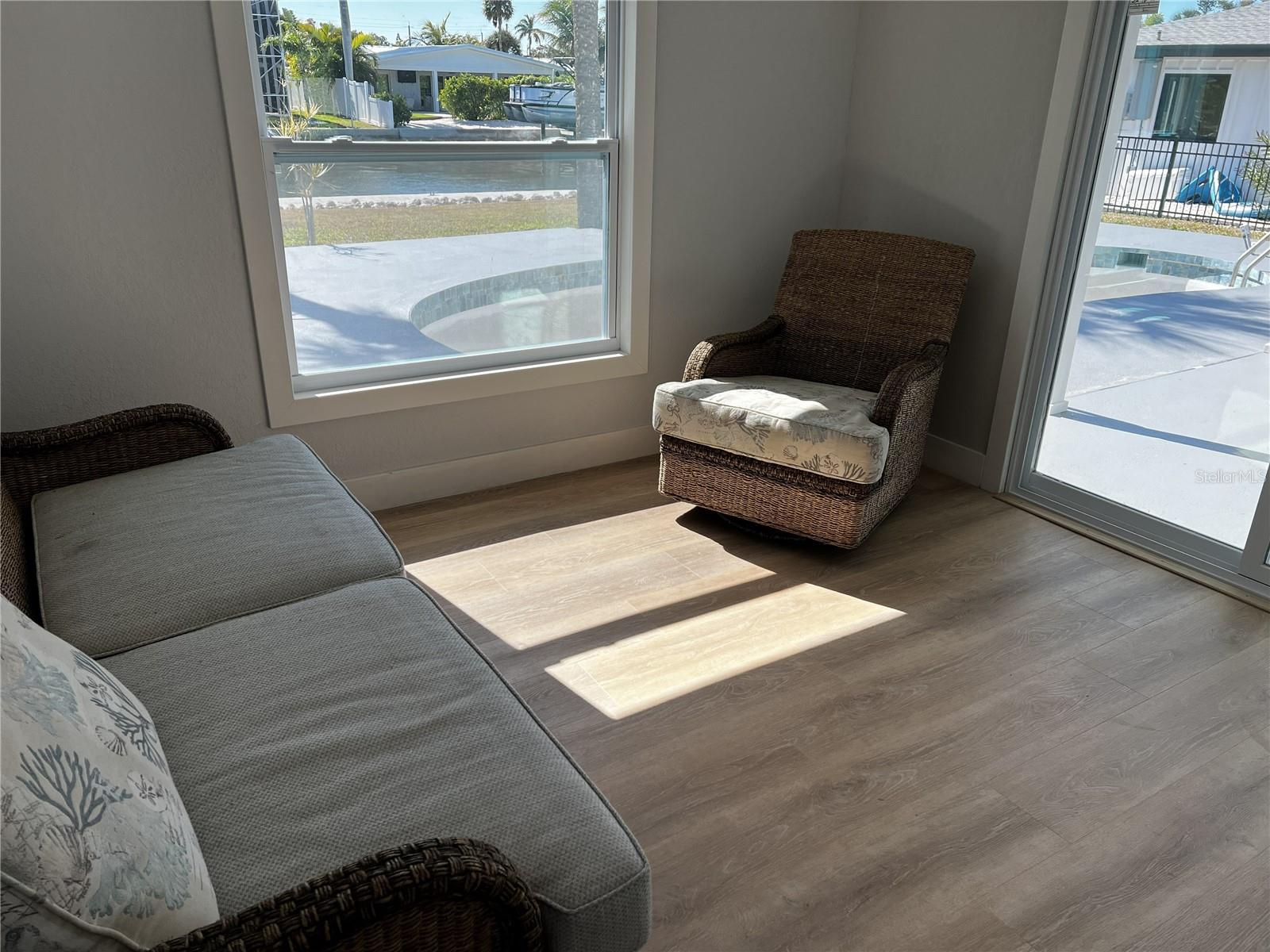 SUNRISE PARK - Residential Lease