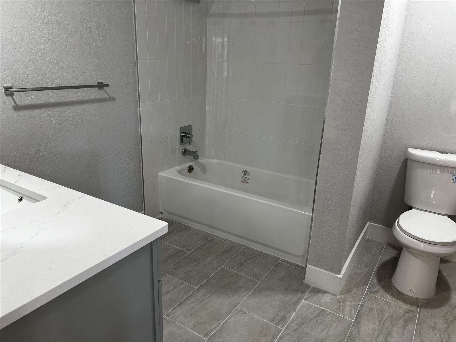 SUNRISE PARK - Residential Lease