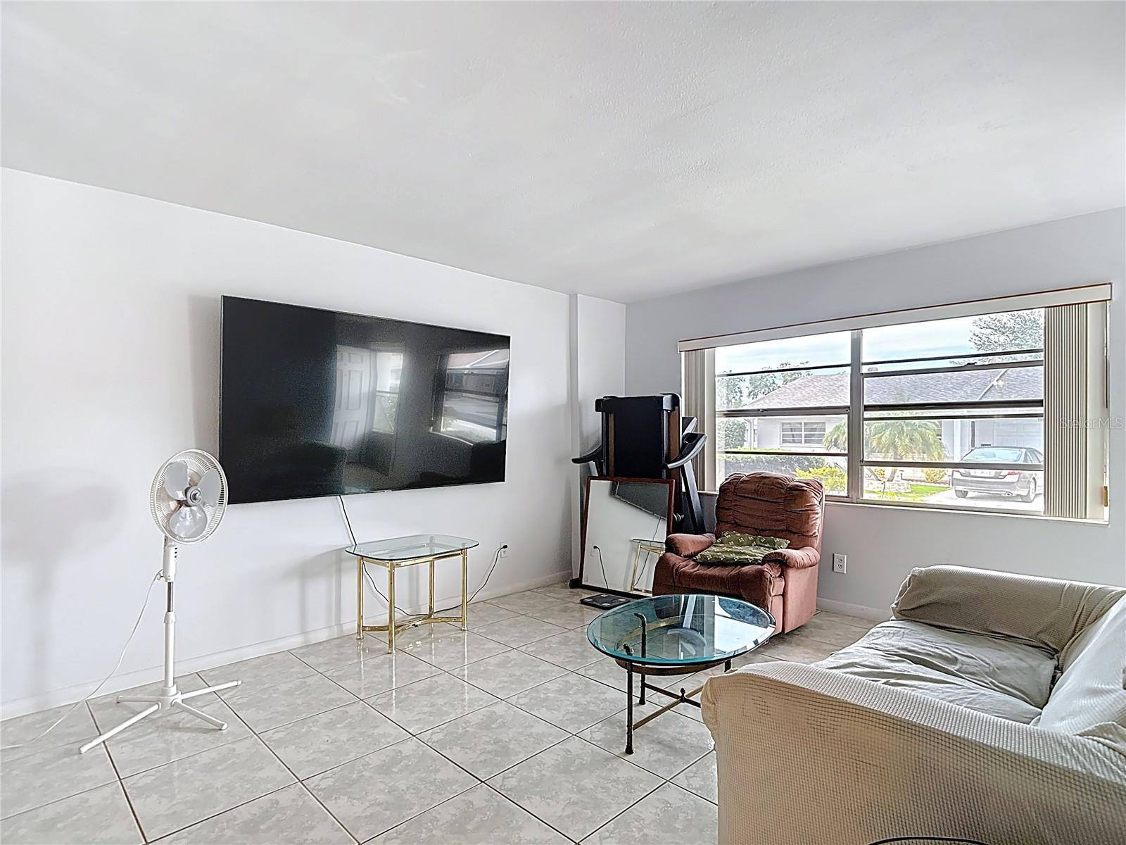 IMPERIAL EMBASSY CONDO - Residential