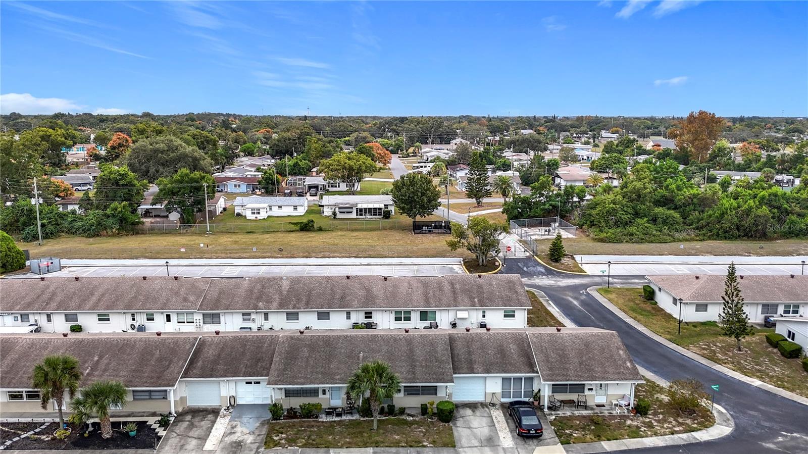 IMPERIAL EMBASSY CONDO - Residential