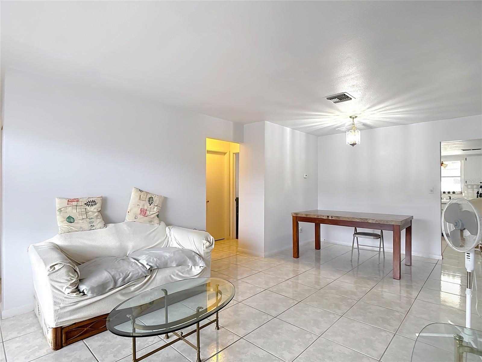 IMPERIAL EMBASSY CONDO - Residential