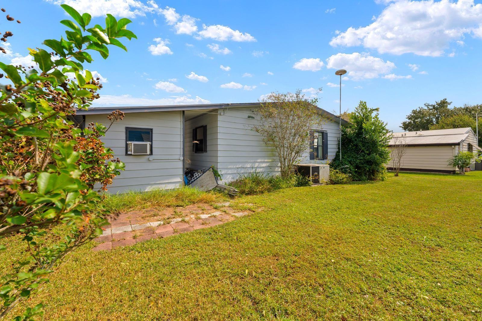 FOXWOOD LAKE ESTATES - Residential