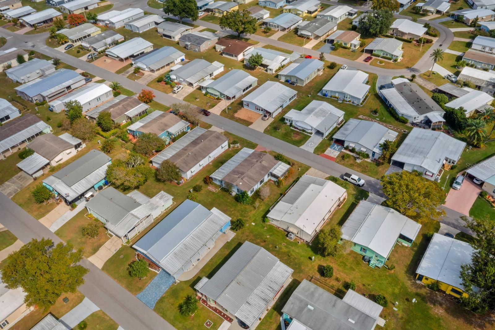 FOXWOOD LAKE ESTATES - Residential