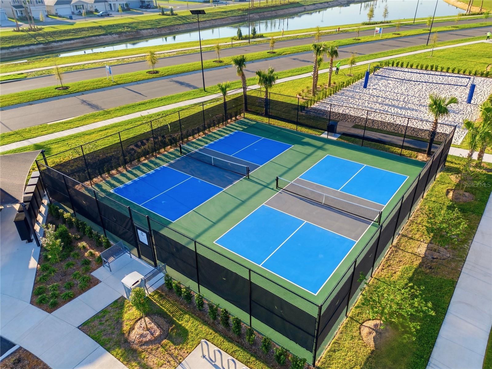 RANCHES/LK MCLEOD I - Residential