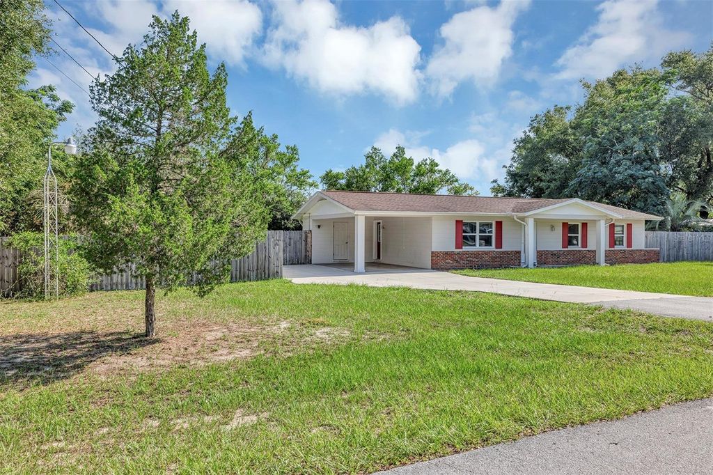 Photo of 9375 SE 163rd Lane, Summerfield, FL 34491 (MLS # G5114817)