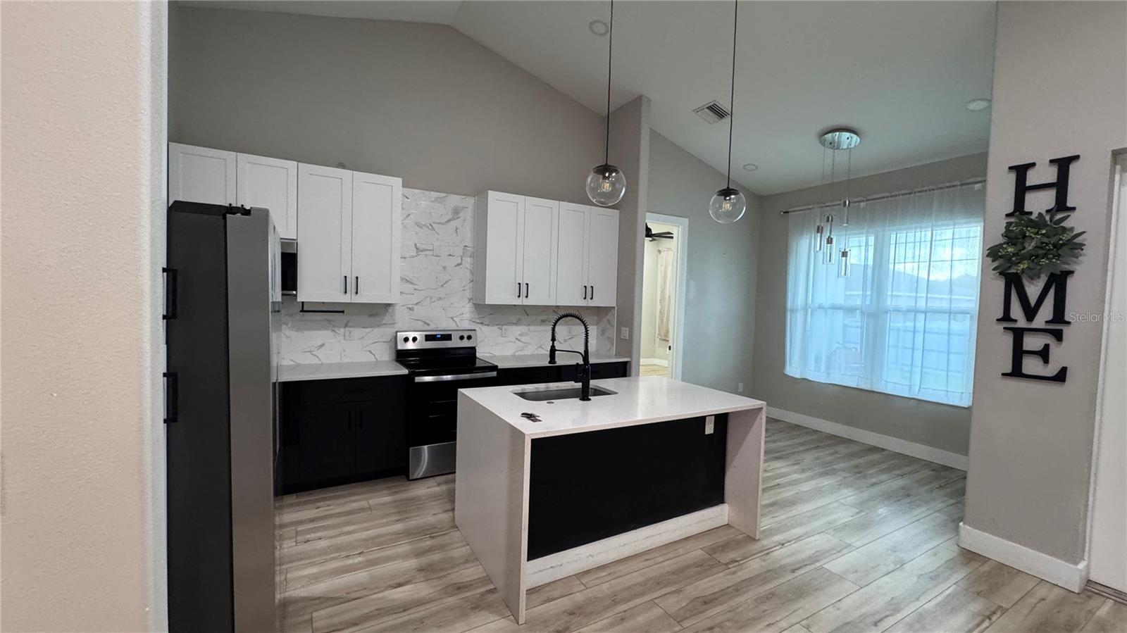 971 GRANATA AVENUE SE