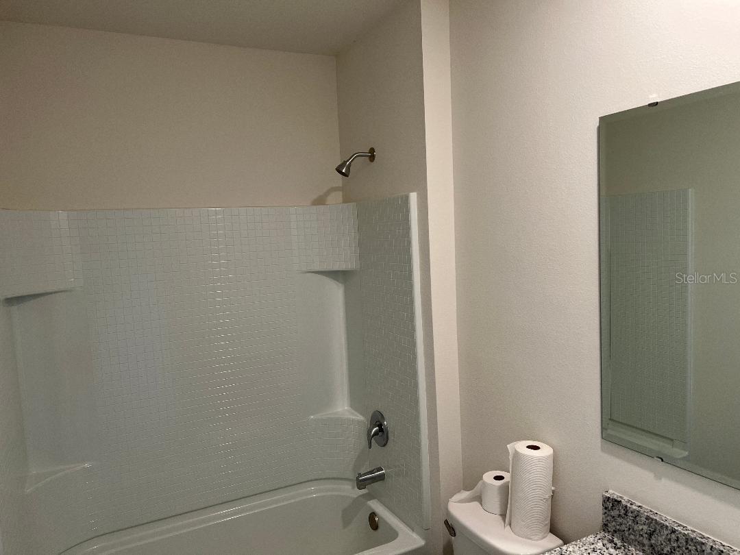 COURTLAND PARK PH 1 - Residential Lease