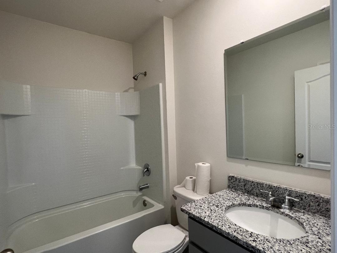 COURTLAND PARK PH 1 - Residential Lease