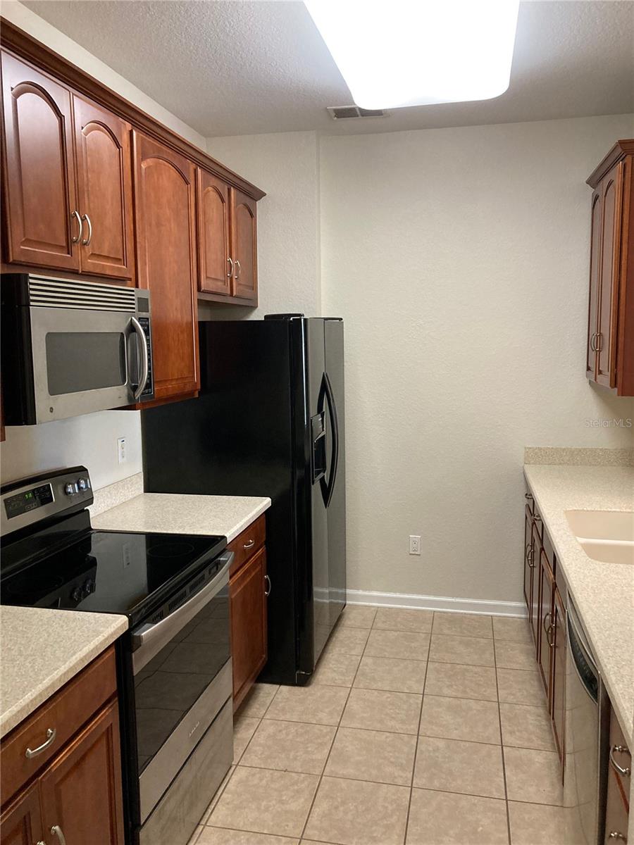 STONEBRIDGE RESERVE PH 2 - Residential Lease