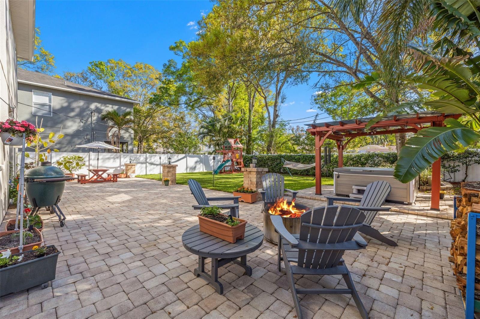 WELLSWOOD ESTATES UNIT 2 - Residential