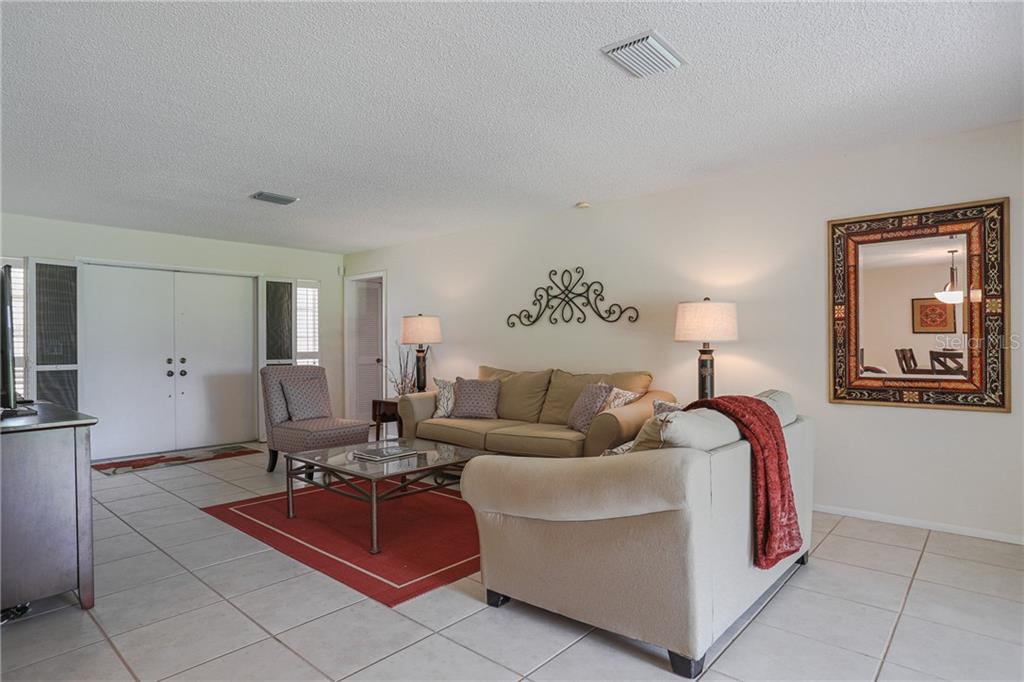 PALM AIRE AT SARASOTA NO 9 B CO - Residential Lease