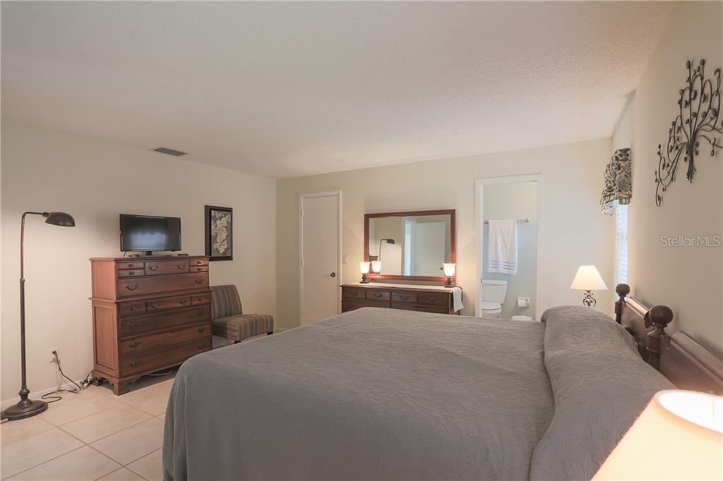 PALM AIRE AT SARASOTA NO 9 B CO - Residential Lease