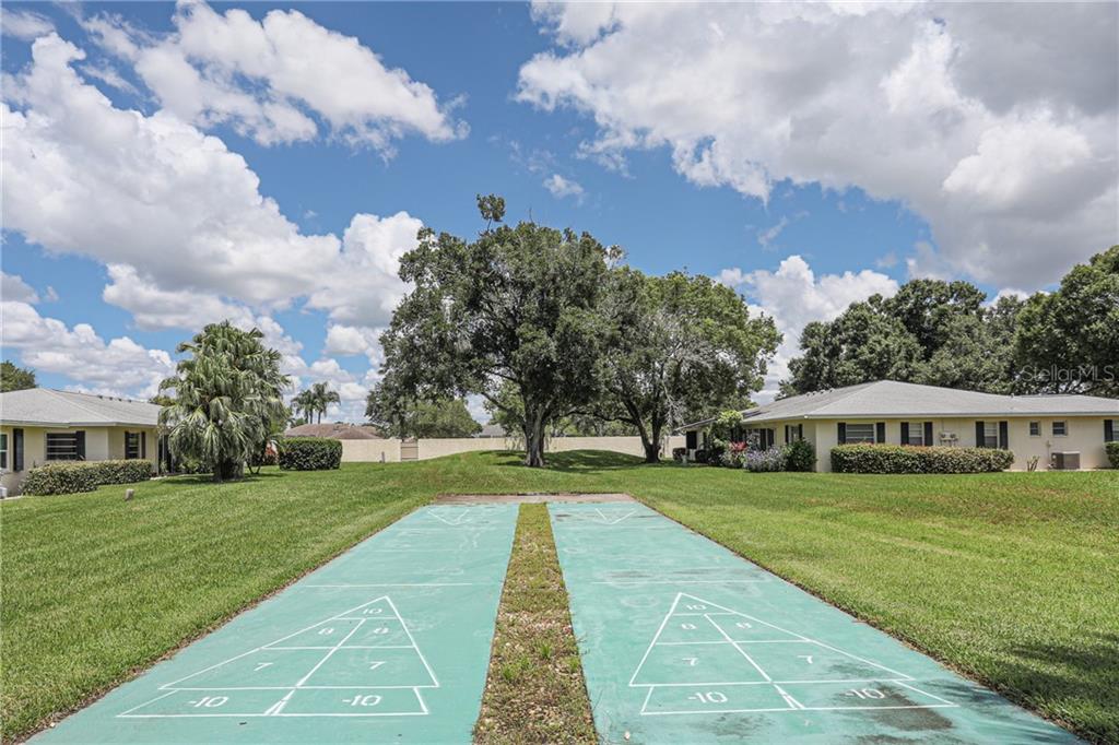 PALM AIRE AT SARASOTA NO 9 B CO - Residential Lease