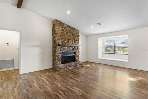 A home in FRUITLAND PARK