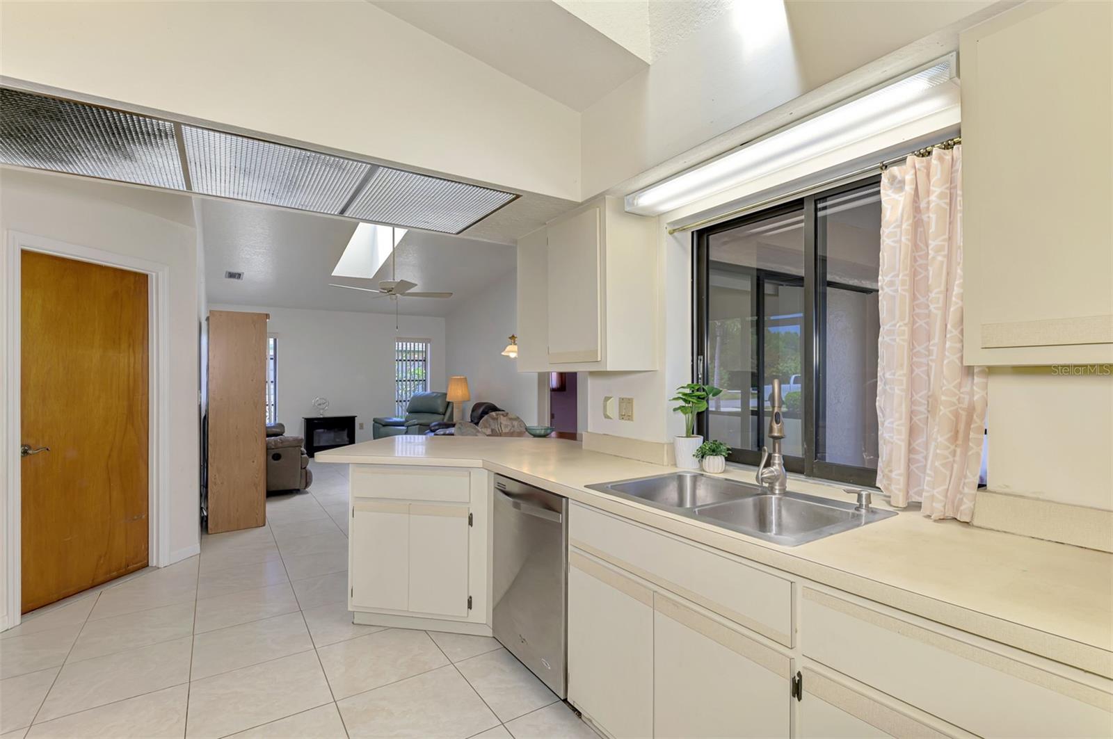 GULF VIEW ESTATES - Residential