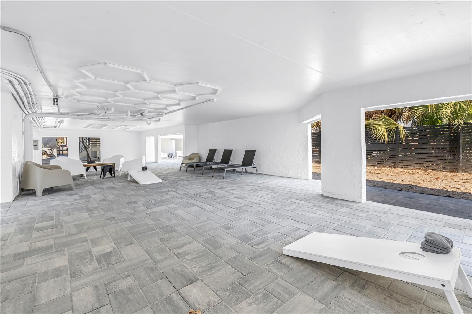 PLACE 450 - Residential