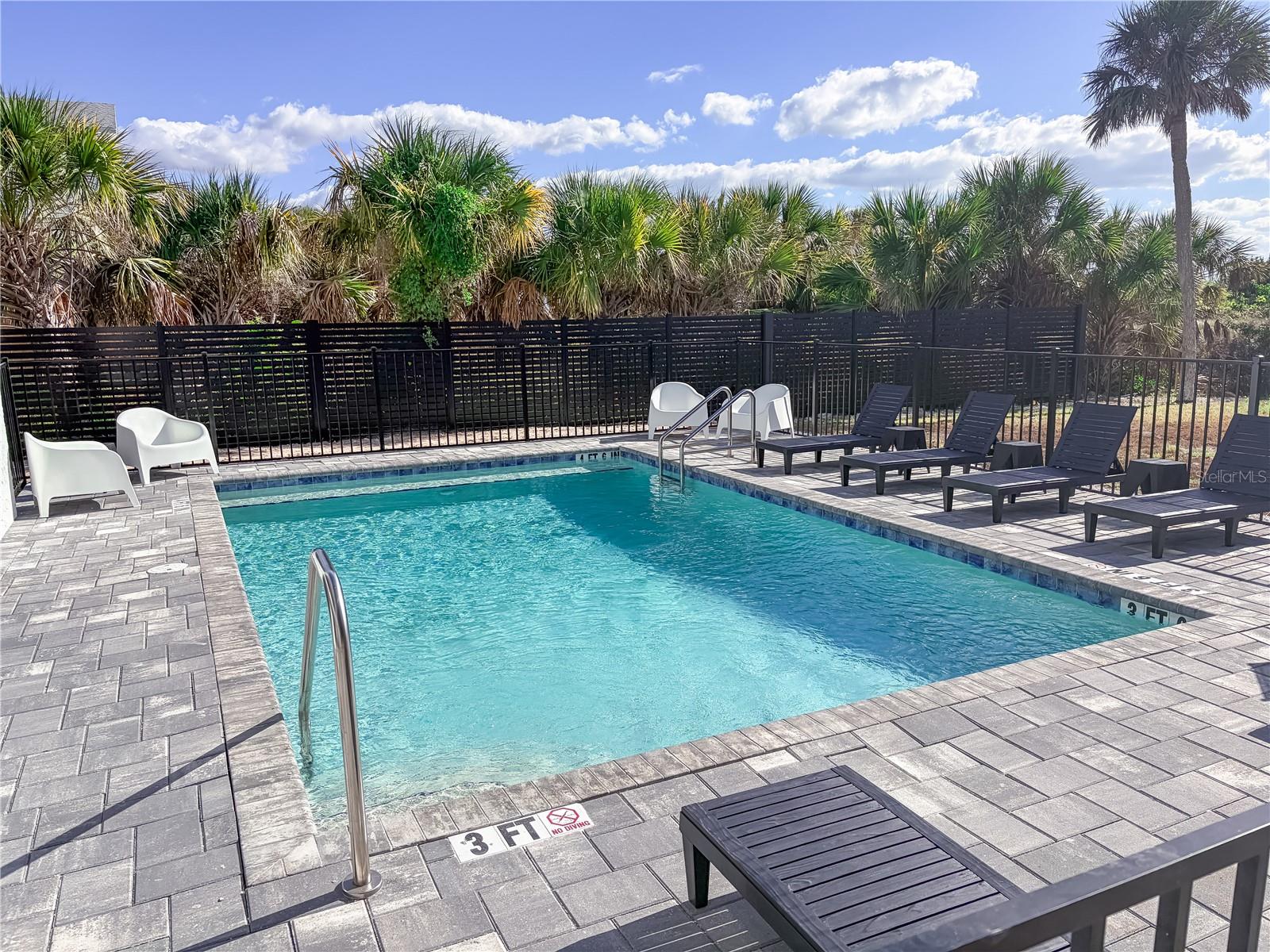 PLACE 450 - Residential