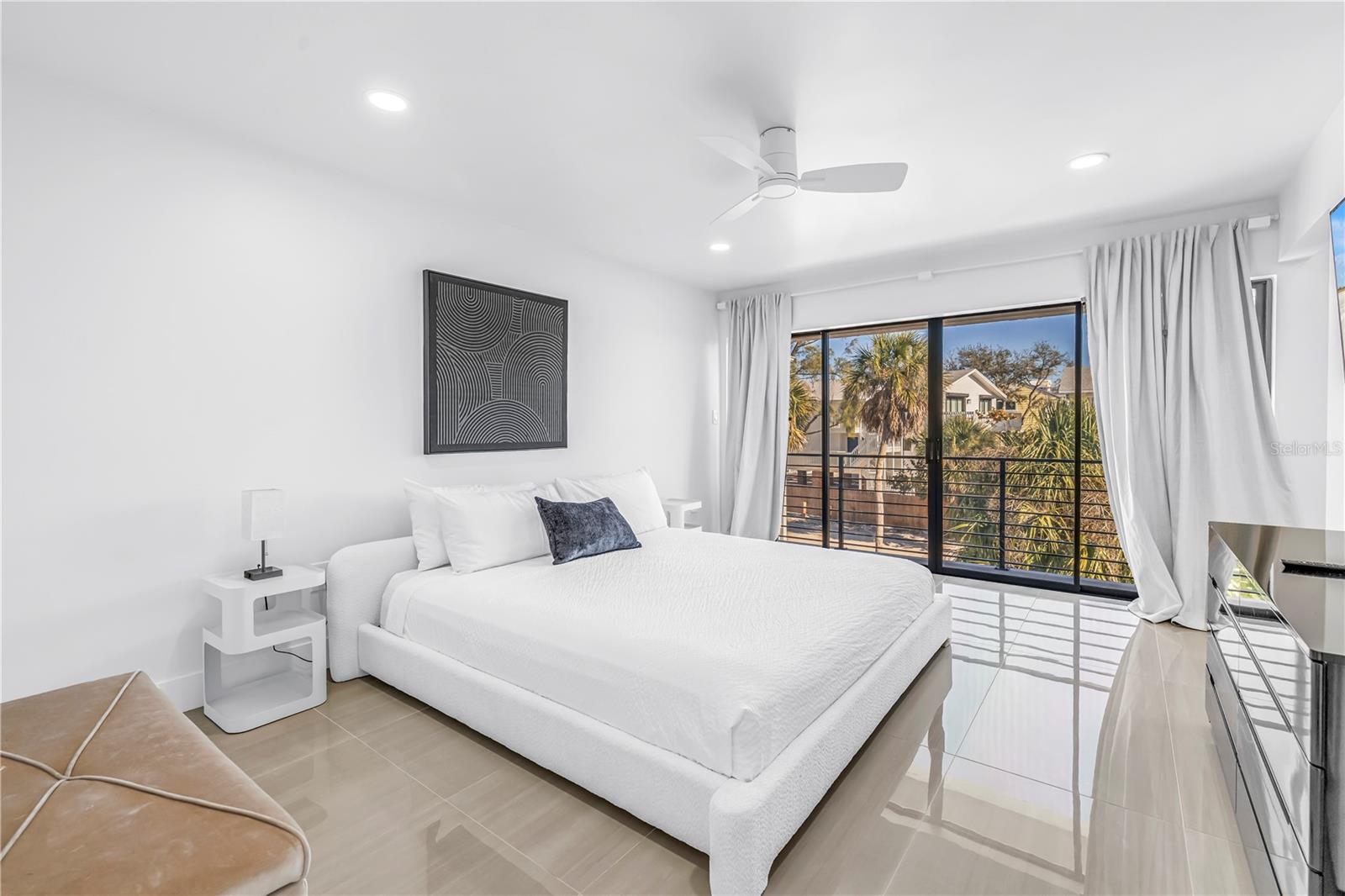 PLACE 450 - Residential