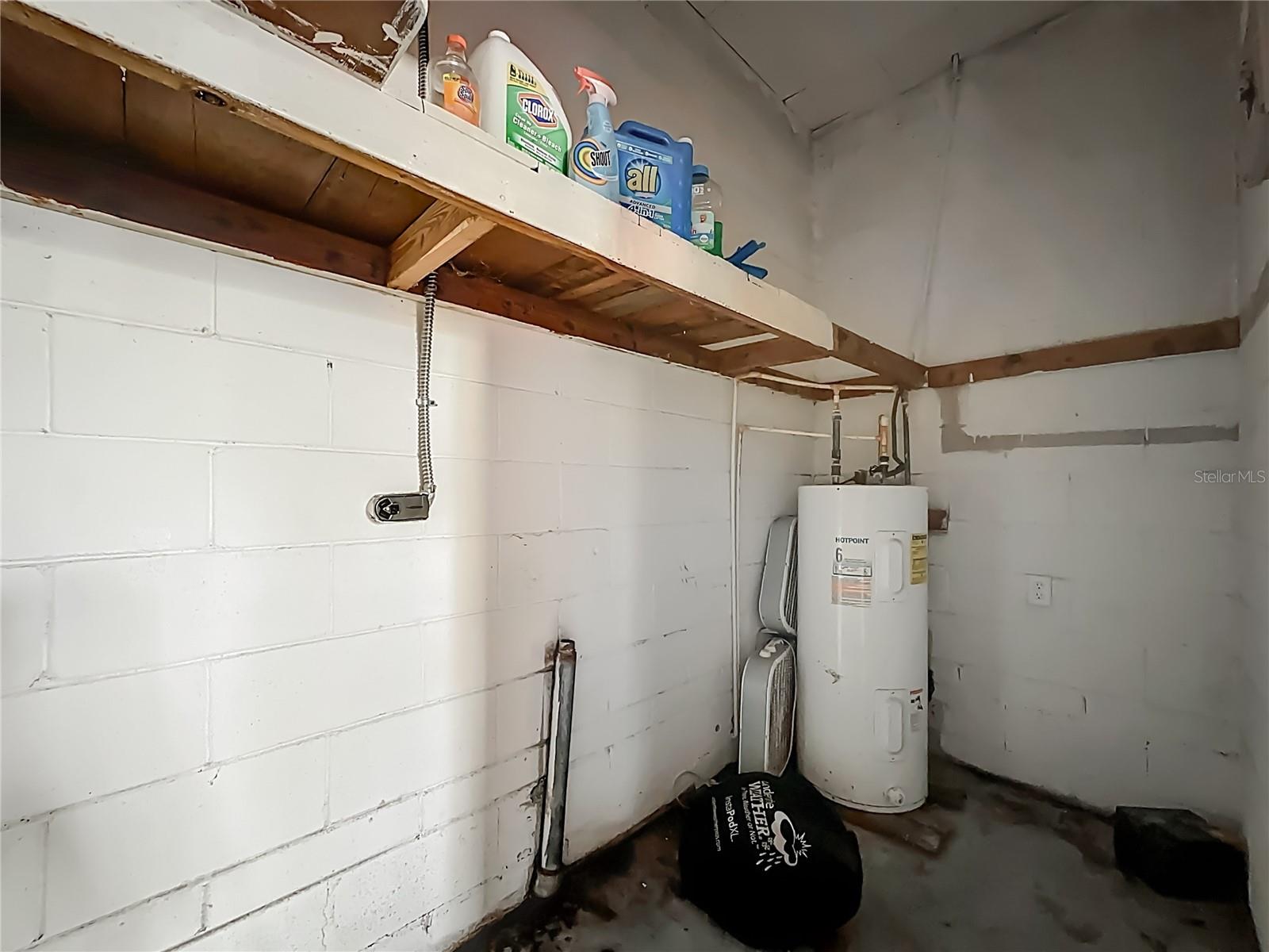 LAKE FOREST HILL UNIT 03A - Residential