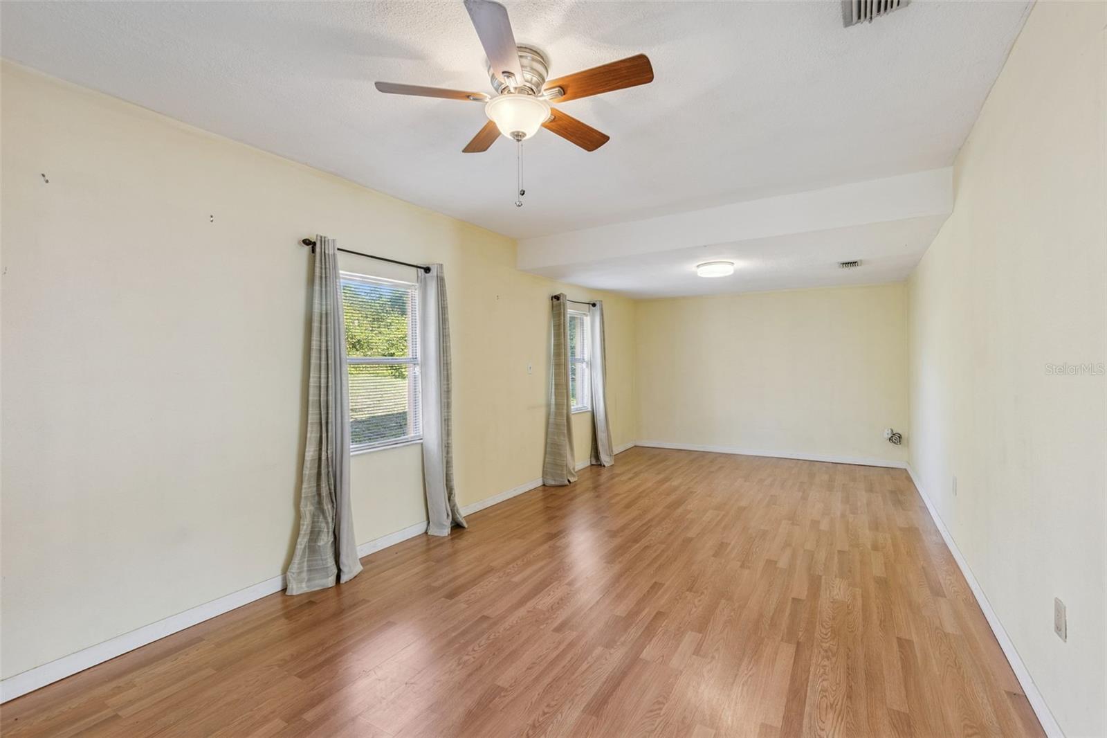 DELTONA LAKES UN 20 G - Residential
