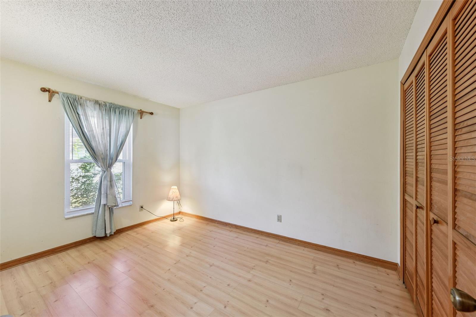 DELTONA LAKES UN 20 G - Residential