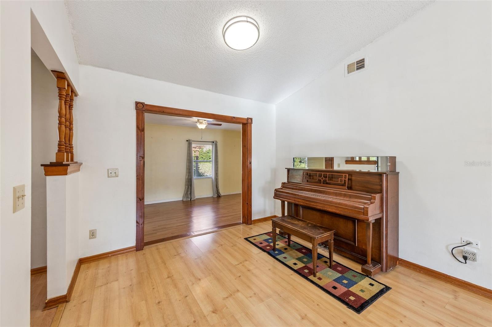 DELTONA LAKES UN 20 G - Residential