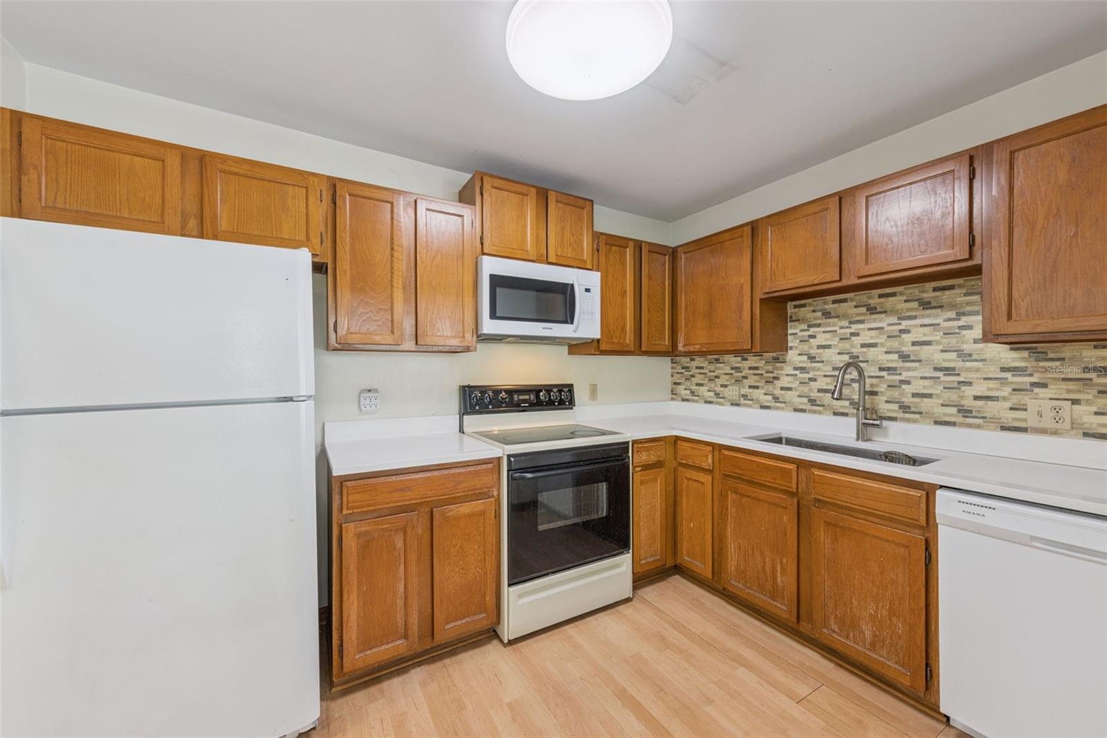 DELTONA LAKES UN 20 G - Residential