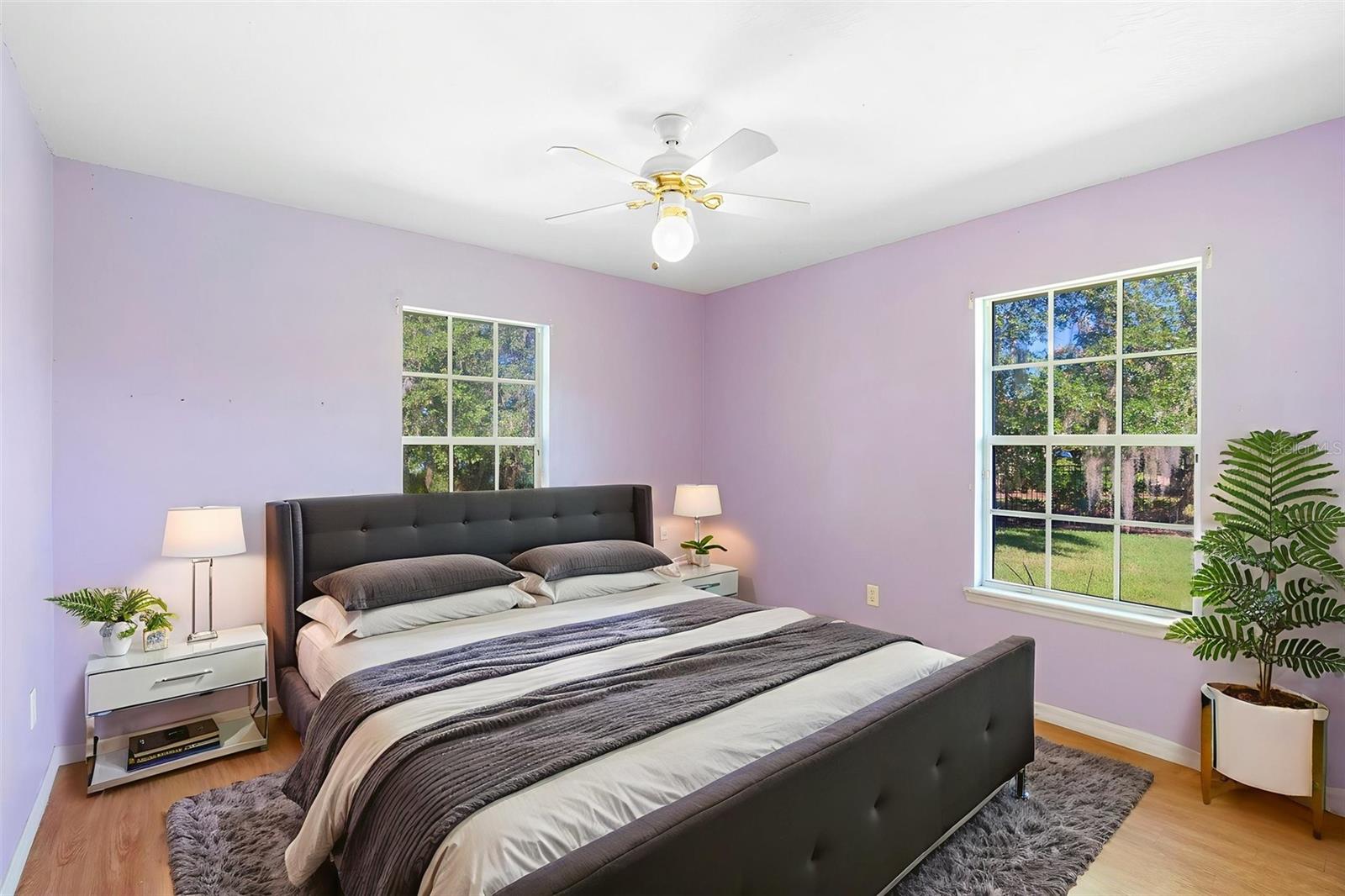 MARKHAM WOODS - Residential