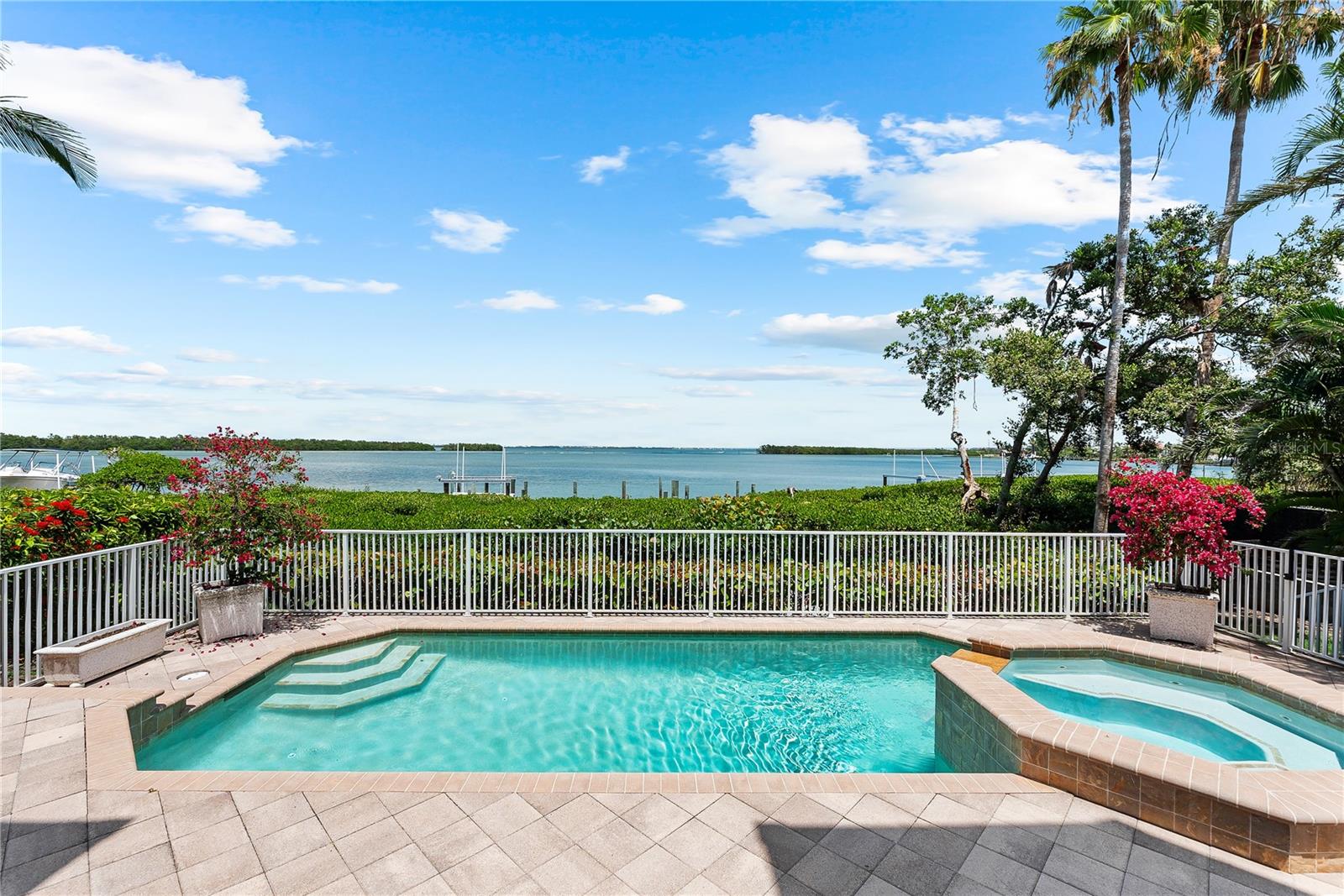 HIDEAWAY BAY SUB - Residential