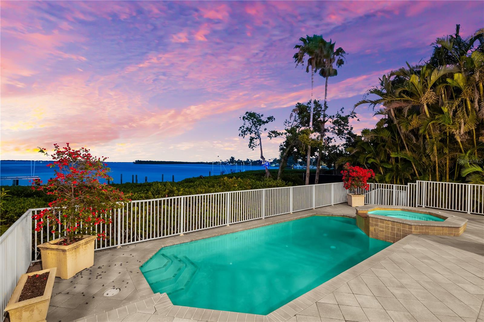 HIDEAWAY BAY SUB - Residential