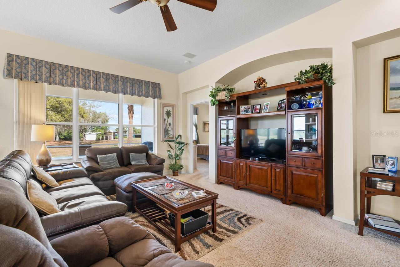 SUN CITY CENTER UNIT 262 PH - Residential