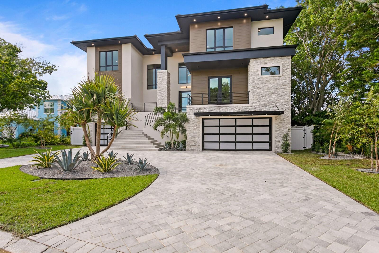 Similar Properties