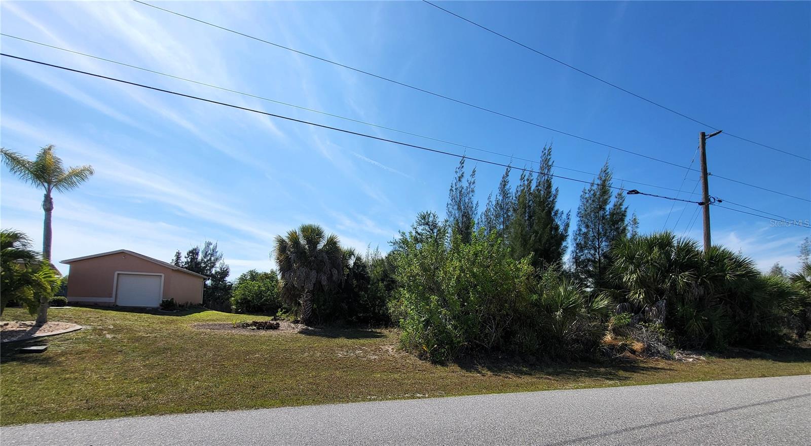 9598 SPRING CIRCLE