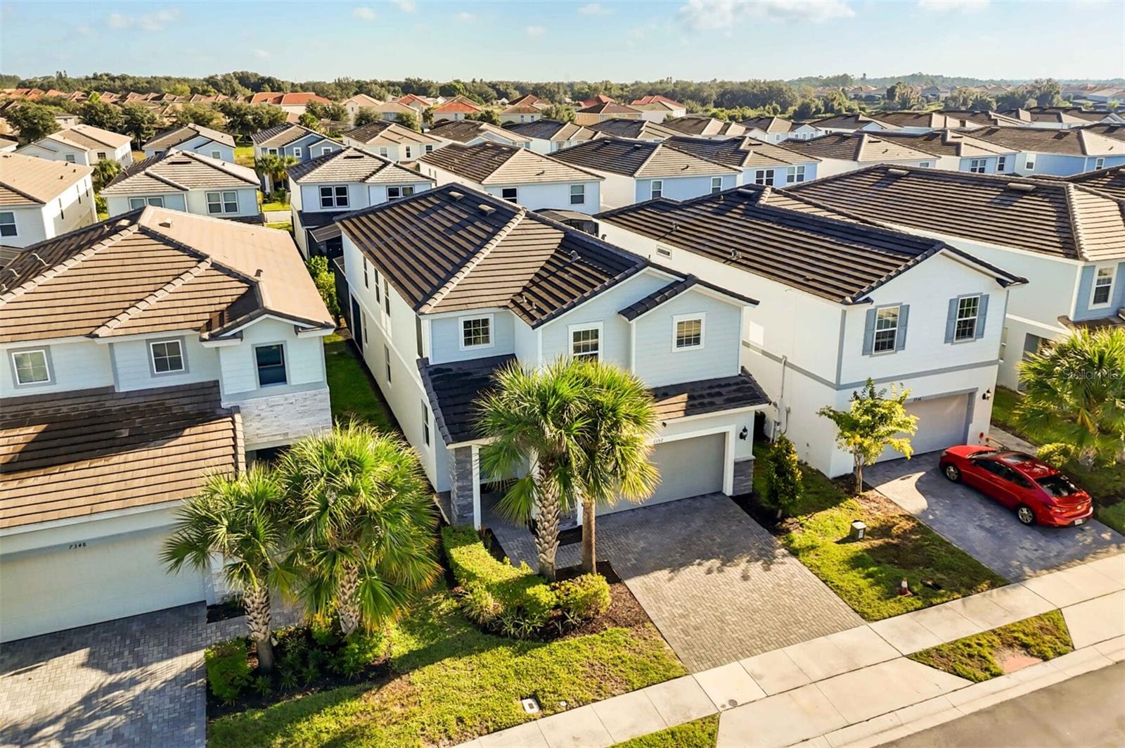 7352 OAKMOSS LOOP
