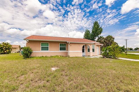 A home in PORT CHARLOTTE