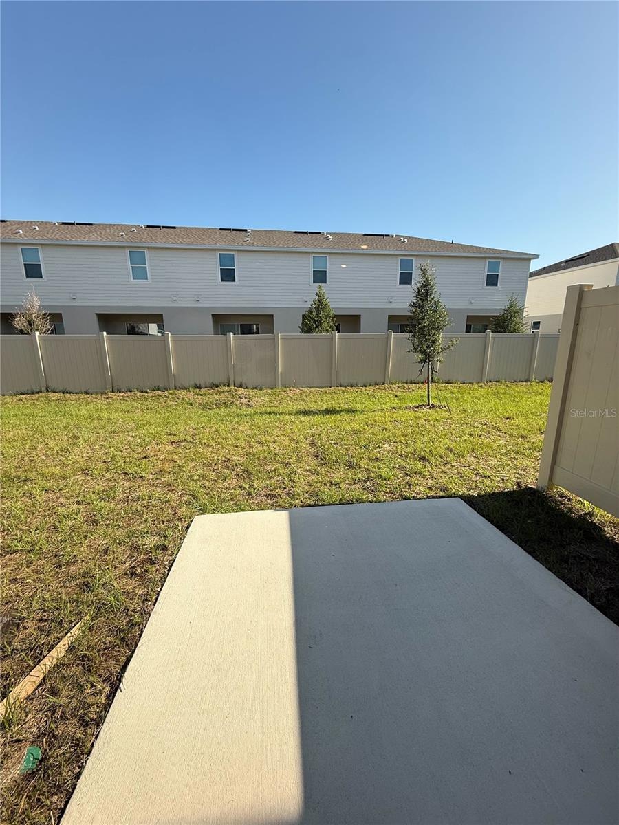 WESTVIEW 22 TH - Residential Lease