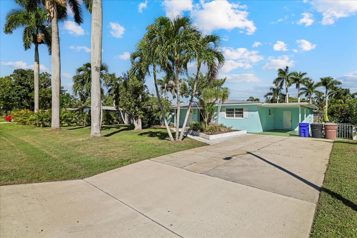 MC GREGOR ESTATES - Residential