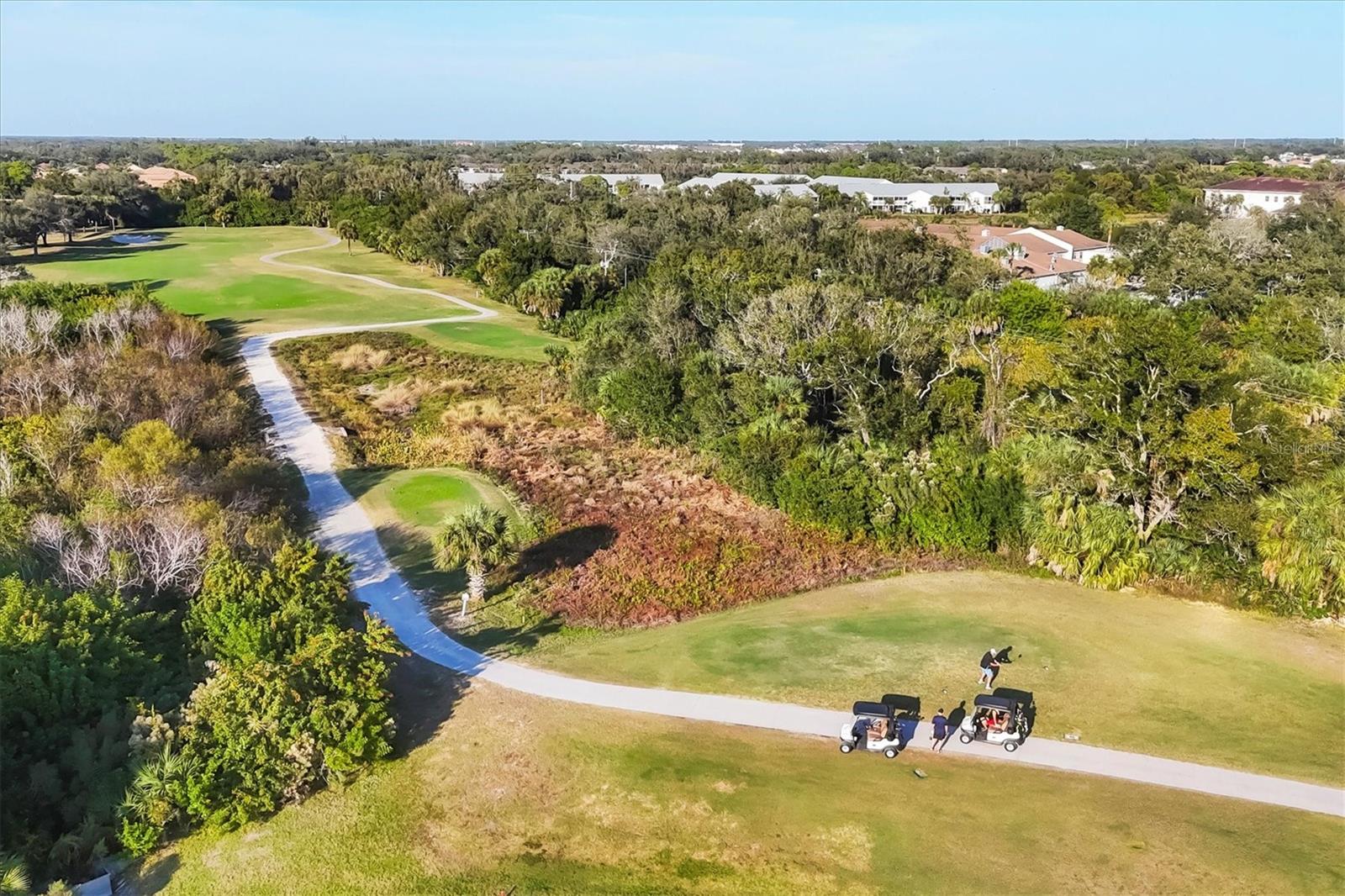 PELICAN POINTE GOLF & COUNTRY CLUB - Residential
