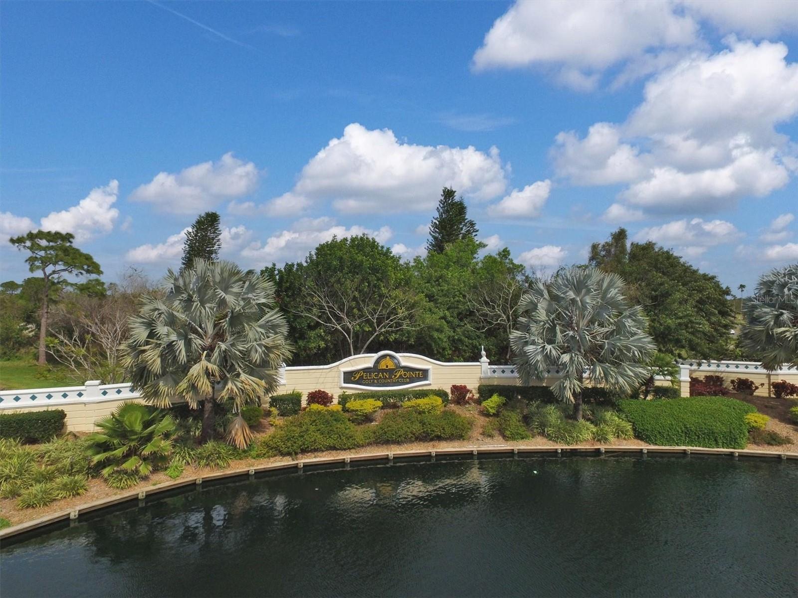 PELICAN POINTE GOLF & COUNTRY CLUB - Residential