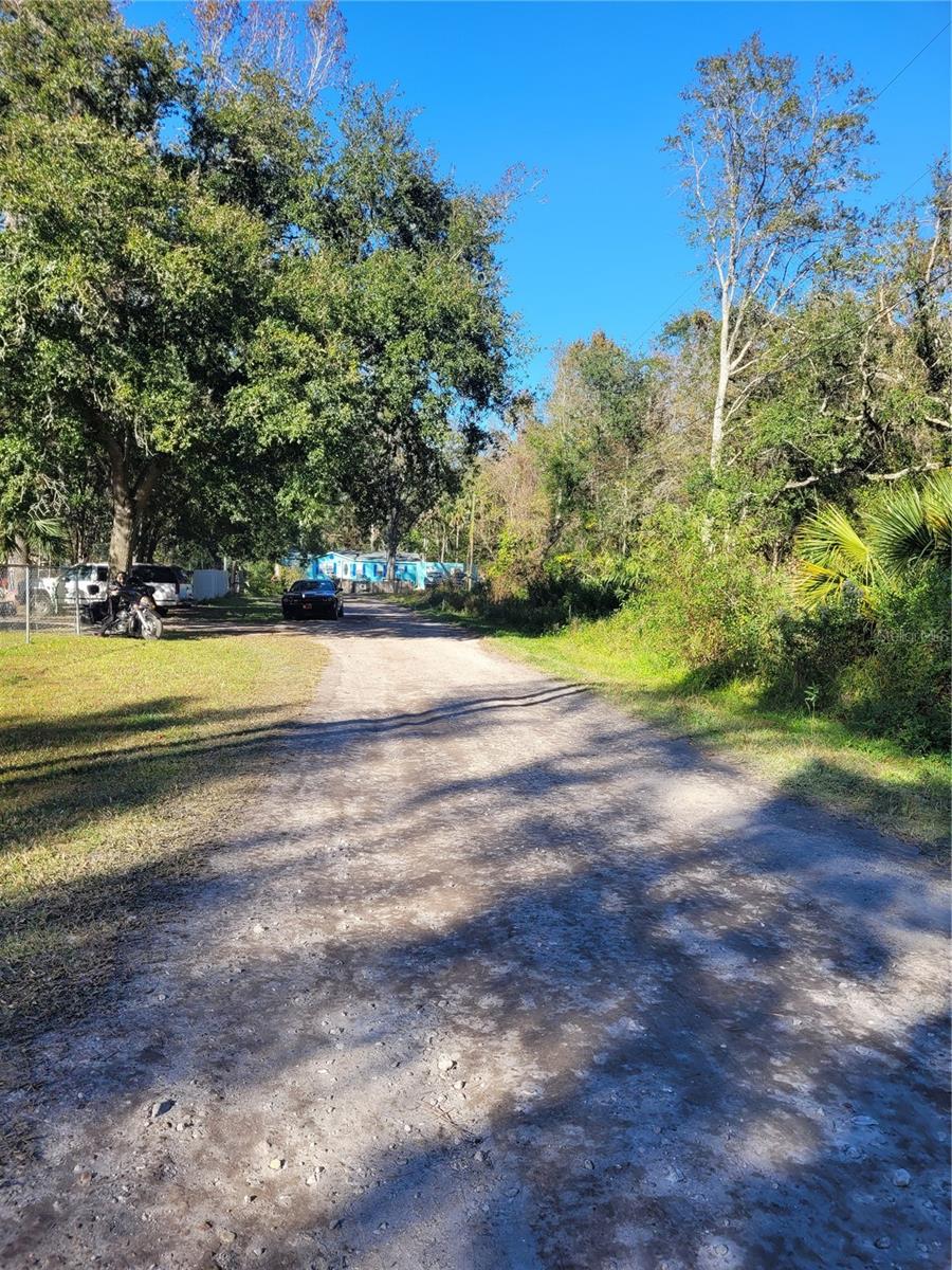 MOON LAKE ESTATES - Land