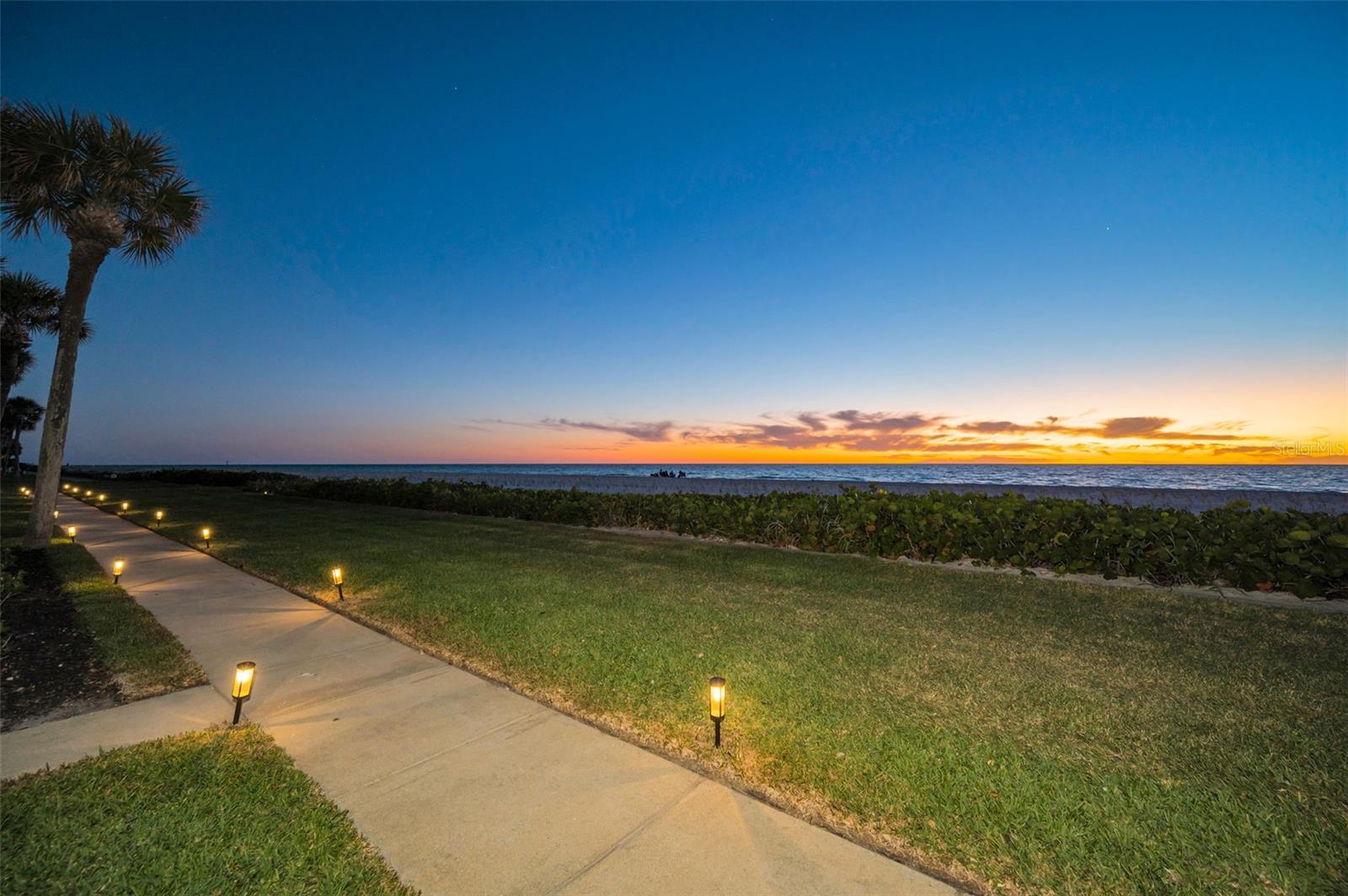 TORTUGAS DE MAR CONDO BLDG B APT 204B - Residential