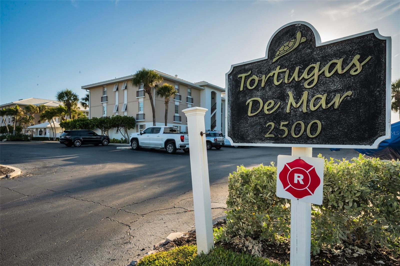 2500 GULF BOULEVARD 204B