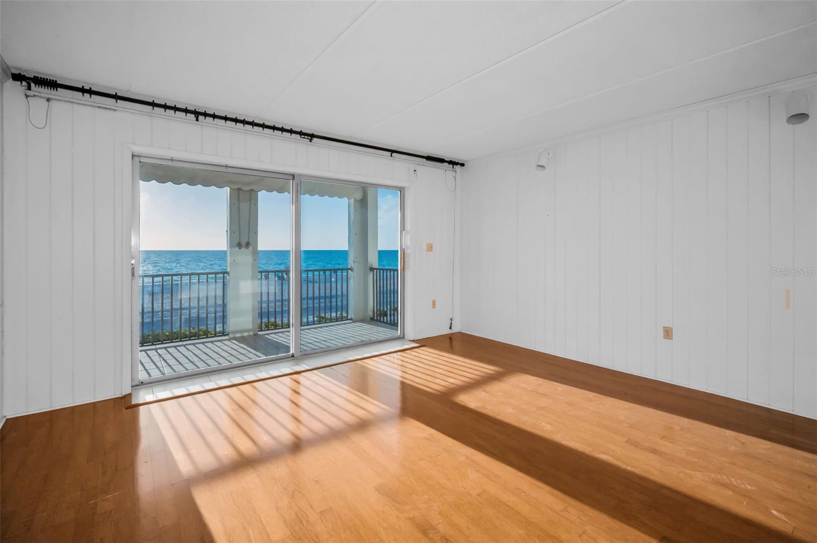 TORTUGAS DE MAR CONDO BLDG B APT 204B - Residential