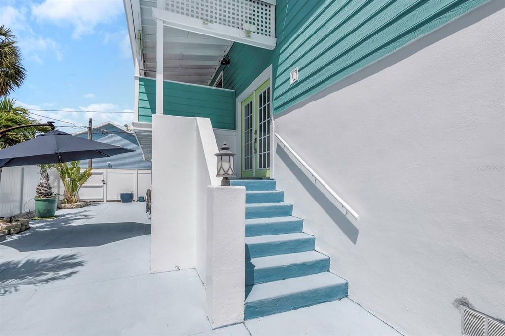 Photo of 2921 Dupont Street S, Gulfport, FL 33707 (MLS # TB8500842)