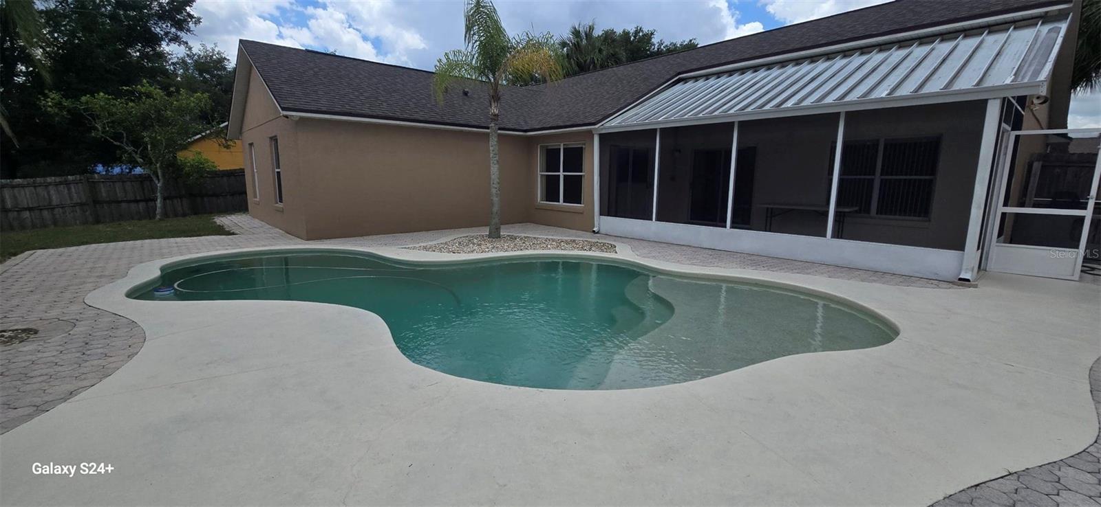SILVER BEND - Residential