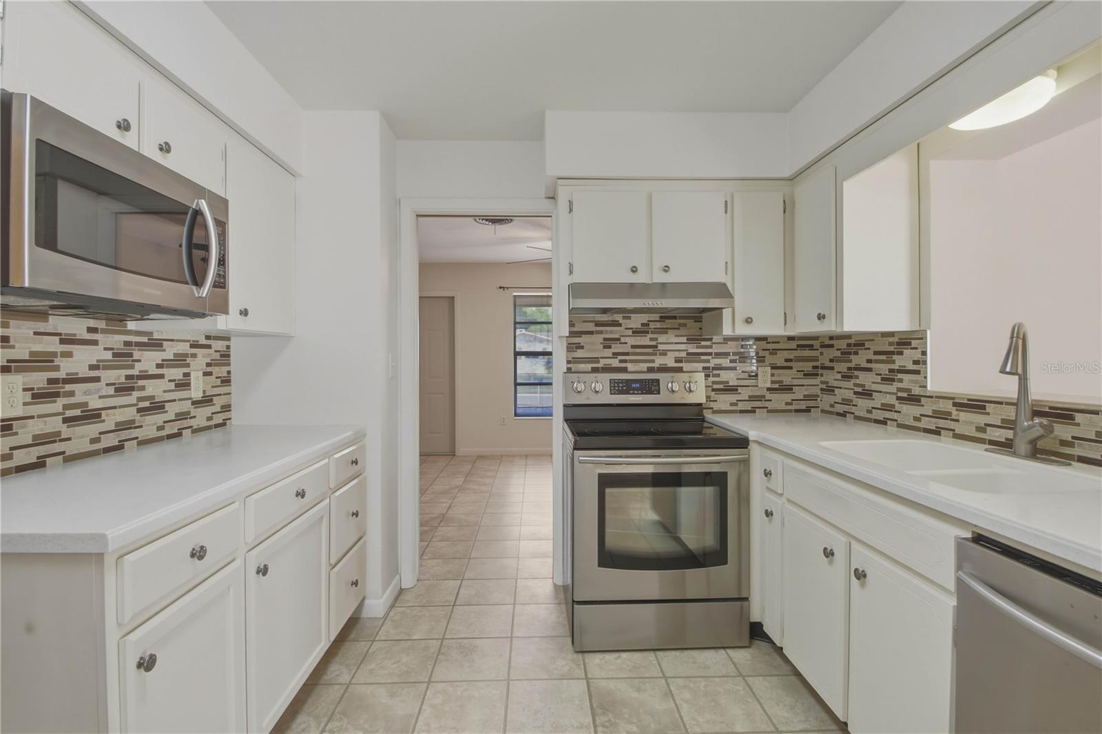 HI-RIDGE ESTATES 1ST ADD - Residential